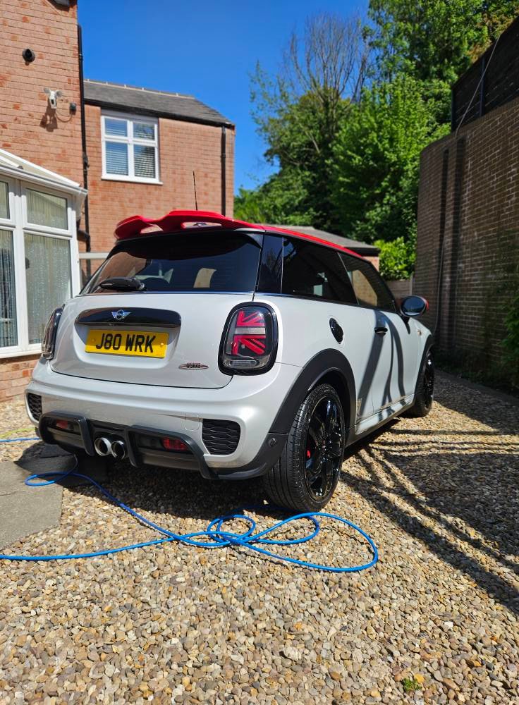 H  N-The-Finest-Car-Valet-5